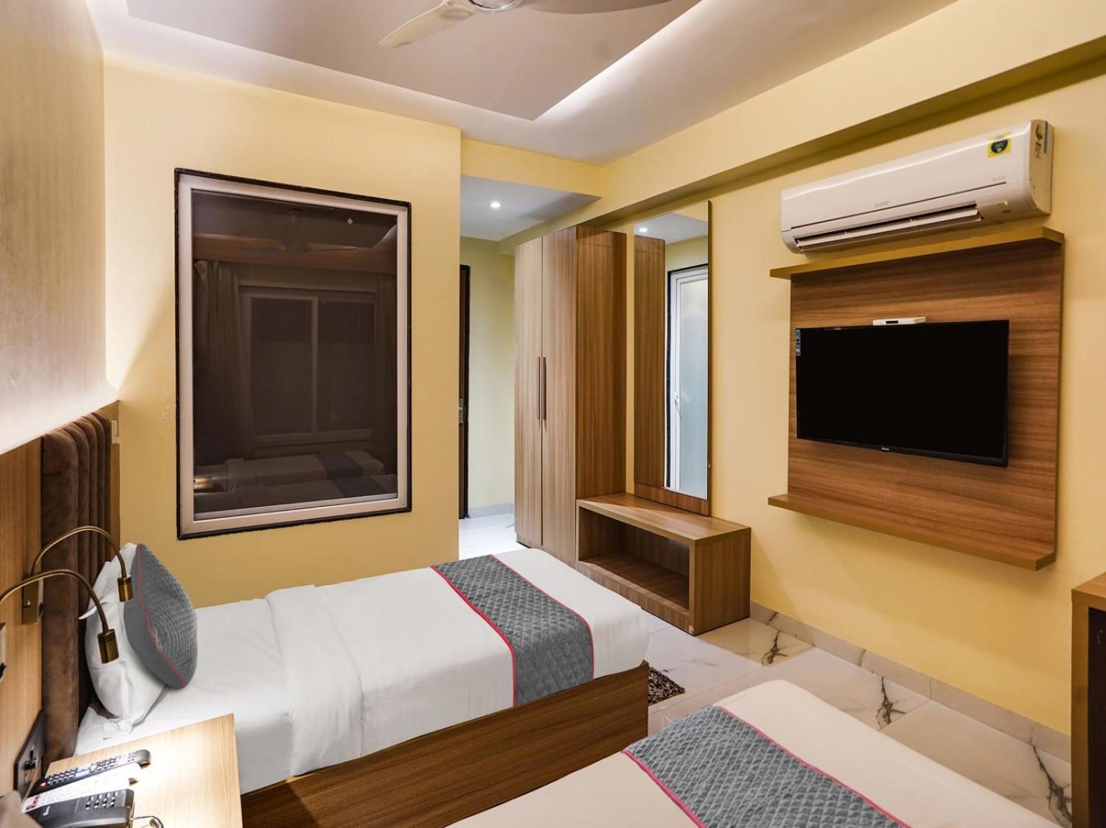 Hotel Aerotech Near Delhi Airport New Delhi